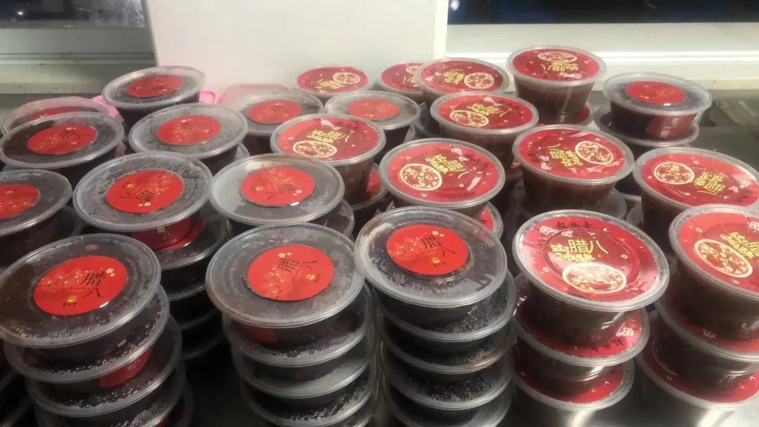 寒冬添暖 萬事“粥”全！協(xié)昌環(huán)保為員工送上愛心臘八粥